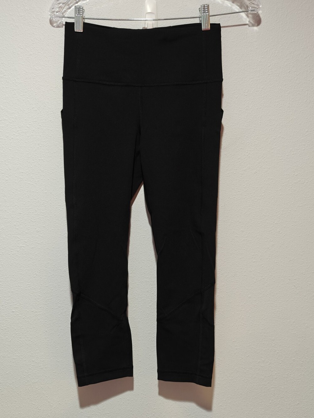 NWOT Lululemon Pace Rival Black Leggings Size 4 HR Crop 22" Mesh - Picture 3 of 7
